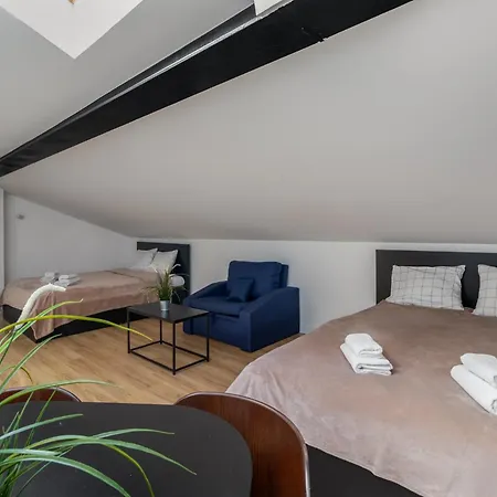 Apartment Close-central - Great Location- Praga Polnoc - 10 People - Marcinkowskiego *