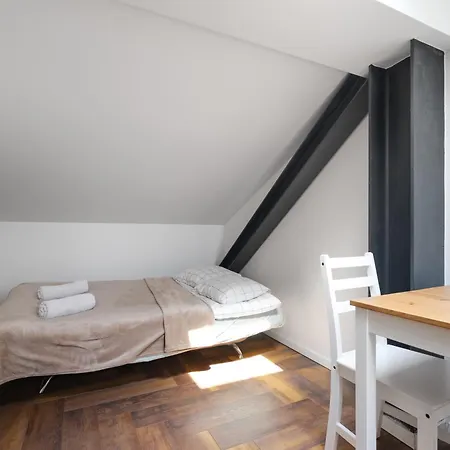 Apartment Close-central - Great Location- Praga Polnoc - 10 People - Marcinkowskiego *
