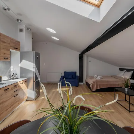Apartamento Close-central - Great Location- Praga Północ - 10 People - Marcinkowskiego
